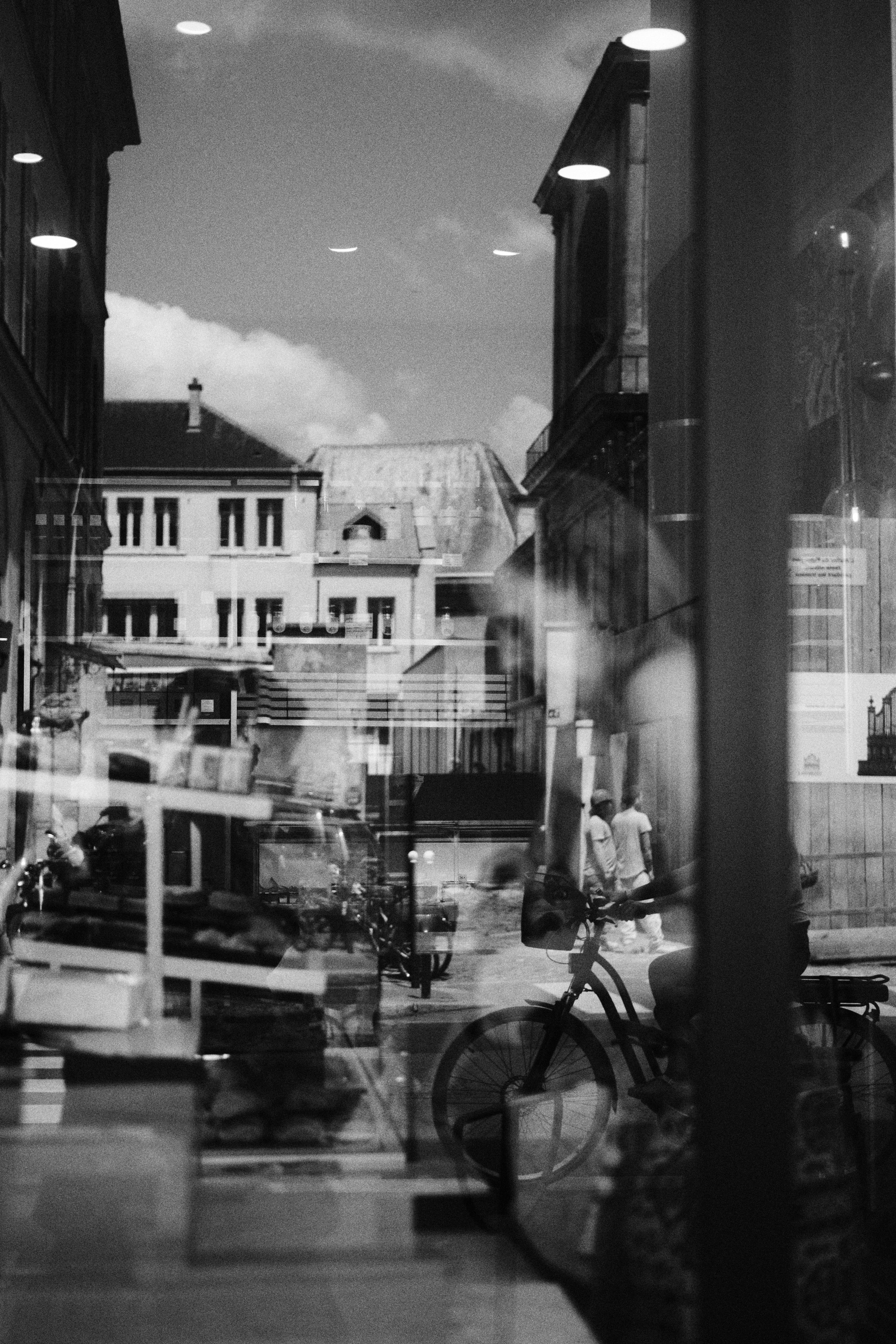 paris monochrome — photo 12